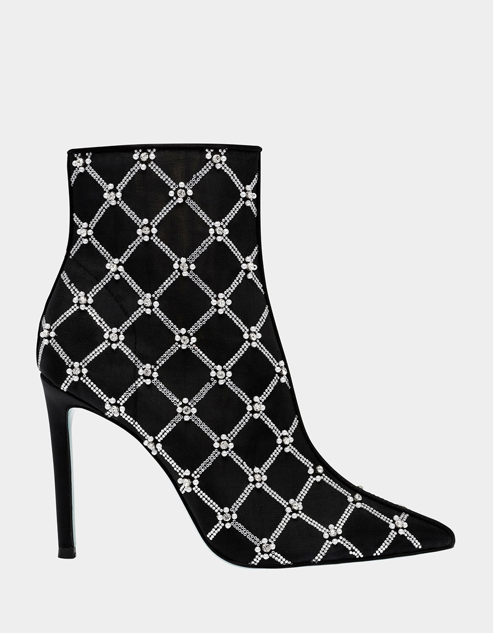 LARKK BLACK | RE:LUV